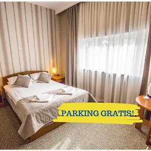 3* Otel Polonez