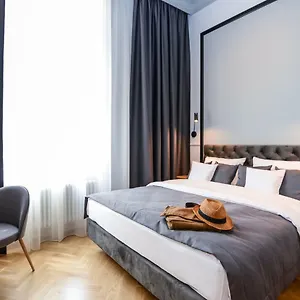 Bentis Luxury Apartment