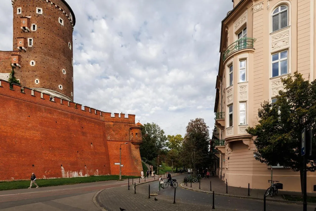 Wawel Castle View - City Center Suite - By Upstairs Krakow